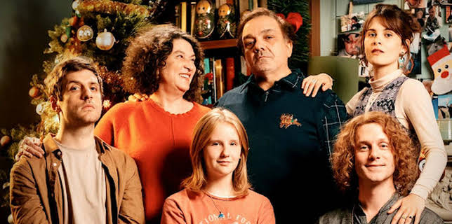 22:45: Frohes Fest - Weihnachten retten wir die Welt | SWR Fernsehen RP | 12/21 2025