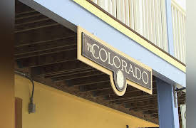 Hotel Impossible: Showdown, Season 1: Studs, Duds & Jacuzzi Envy