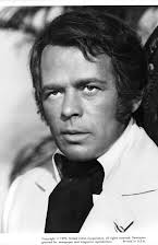 Renato Salvatori como Teddy Sanchez