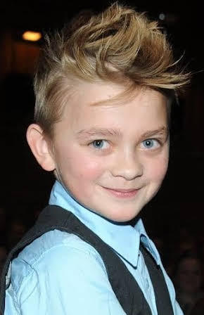 Eilif Hellum Noraker as 