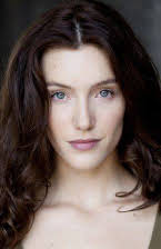 Eleanor Gecks as Rollerblading Friend