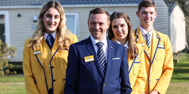 1:45 AM: Happy Campers: The Caravan Park (S3 E3) (S3) | 5 Select | 3/28 2026