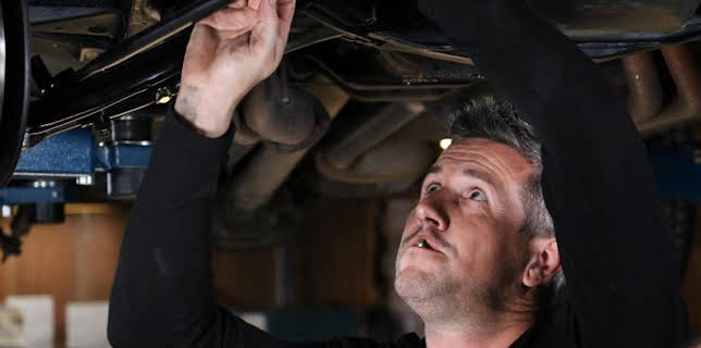 11:00 AM: Wheeler Dealers (S14) | Discovery Channel | 3/8 2026