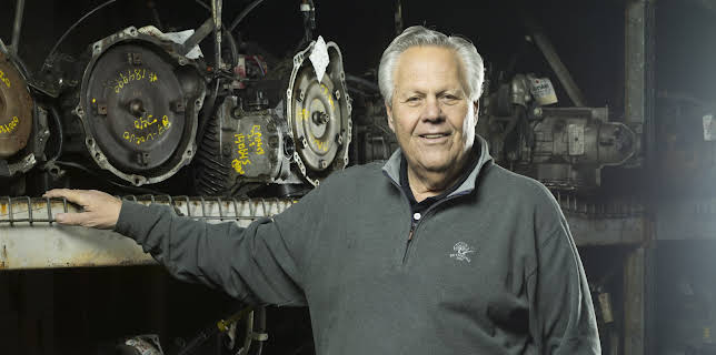 2:00 PM: Junkyard Empire (S5 E4) (S5) | Discovery Turbo | 11/3 2025