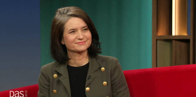 05:10: DAS! Rote Sofa | Radio Bremen | 2/23 2026