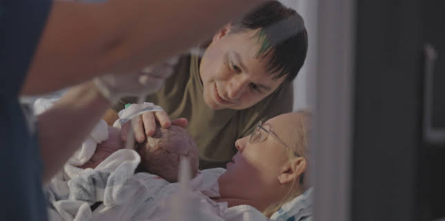 22:00: Hospitalets Helte (S1 E1) (S1) | TV6 | 1/8 2026