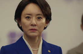 Queen of Divorce: Queen of Divorce Episode 8