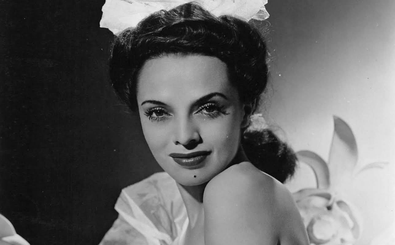 Dora Luz