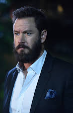 Mark-Paul Gosselaar as 