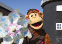 Milkshake! Monkey's Amazing Adventures (Visually Signed)