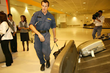 08:50: Grensevakten (S6 E1) (S6) | MAX | 4/22 2026