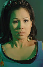 Asia De Marcos som Alana Krewson - Miss Hawaii