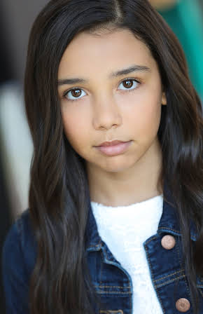 Cali DiCapo as Marianna