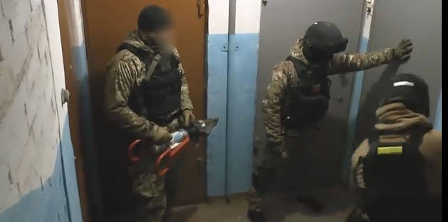 12:55 AM: Frontline Police 24/7 (S1 E1) (S1) | Paramount | 11/7 2025