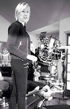 Arlene Donnelly Nelson som Director