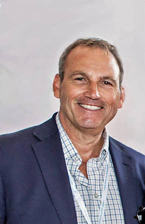 Paul Riddell as 