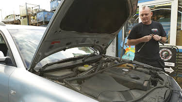 09:00: Bilfikserne: Drømmebilen (S2 E4) (S2) | Discovery Channel | 3/29 2026