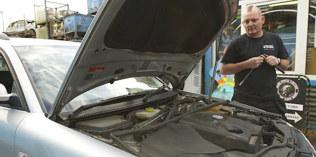 17:55: Wheeler Dealers: Dream Car (S2 E4) (S2) | Discovery Channel | 10/13 2025