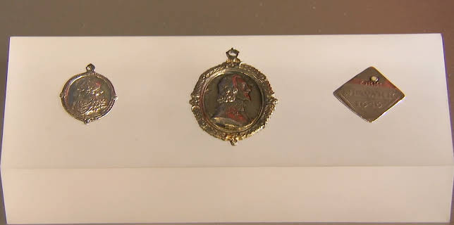 12:00 PM: Antiques Roadshow (S35 E18) (S35) | Yesterday | 12/23 2025