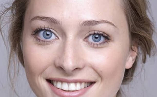 Chelsie Preston Crayford