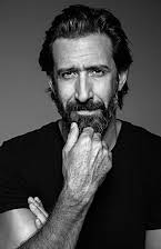 Jose Maria Yazpik como 