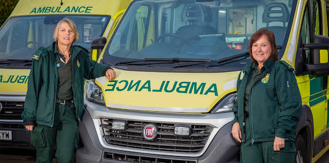 11:05 PM: 999: On the Front Line | More 4 | 11/22 2025