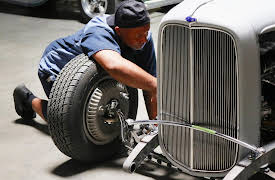 Car Kings Season 1: Details Details Details