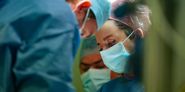 10:00 PM: Trauma Room One (S1 E6) (S1) | 5 Star | 1/9 2026