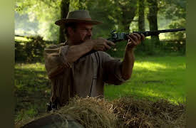 Underground, Season 1: RUN & GUN