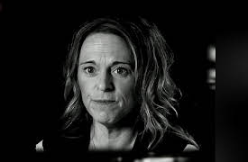 Panic 9-1-1, Season 1: I Need You to Put the Gun Down