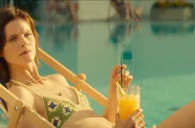 Glitter: Vad en tjej drömmer om