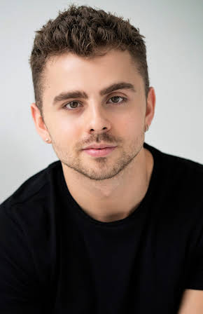 Michael Dameski as 