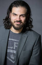 AJ Meijer como Hominid #1