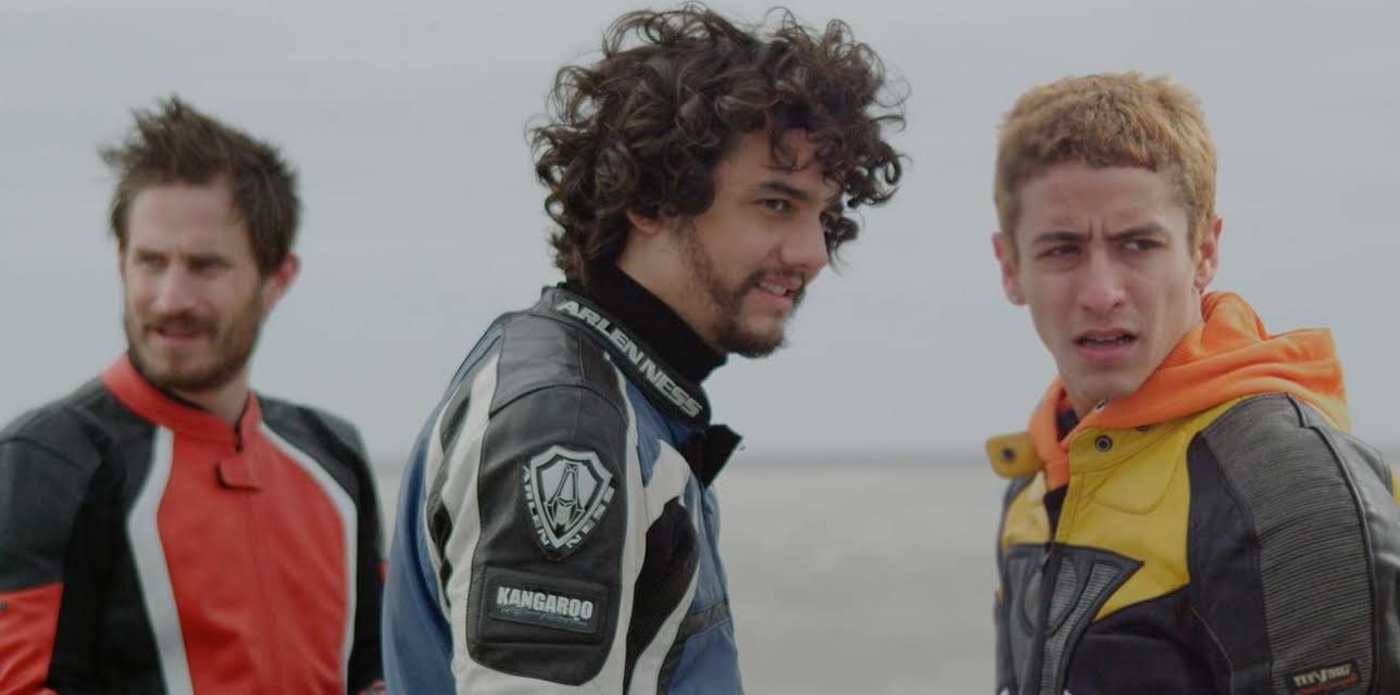 Futuro Beach (2014)