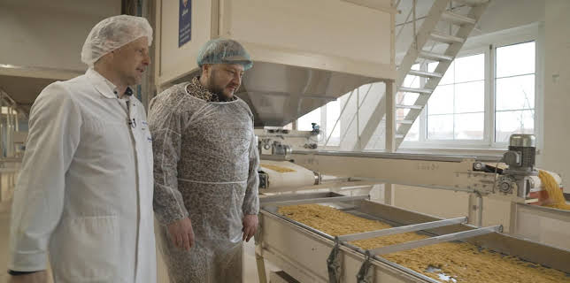 22:15: Lege kommt auf den Geschmack | VOX | 1/14 2026