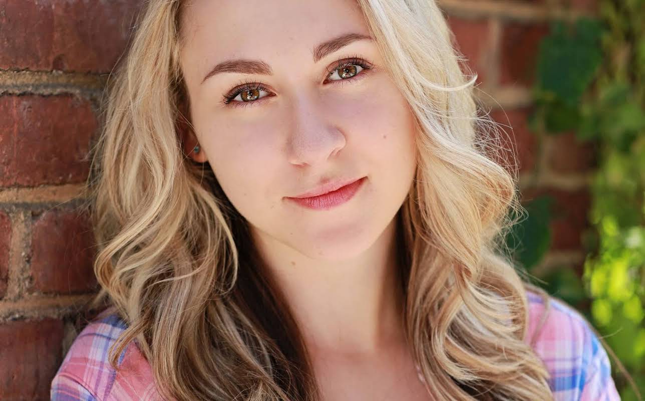 Melody Hollis