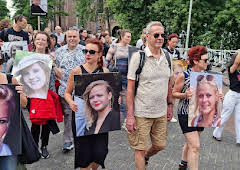 Re: Hollands Frauen schlagen zurück