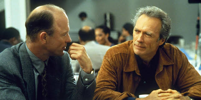 Poder absoluto (1997)