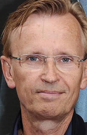 Johan Ulveson as 