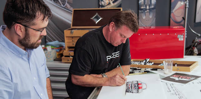 03:55: Overhaling (S9 E4) (S9) | MAX | 12/24 2025