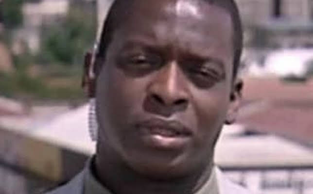 Kobna Holdbrook-Smith