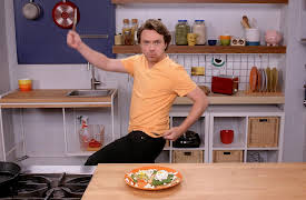 Struggle Meals S1: The Chicken or the Egg