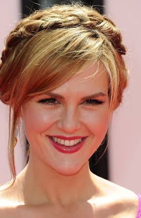 Sara Rue as 
