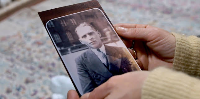 13:10: Ukjent arving: Danmark: Blindpassasjeren | NRK 2 | 11/2 2025