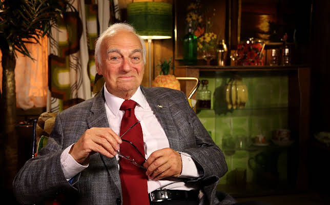 Roy Hudd