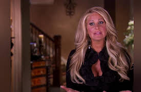 Don't Be Tardy For the Wedding Season 1: One Wig Left To Go