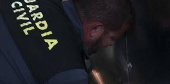 21:05: Control de fronteras: España: Episodio 2 | Discovery Max | 12/21 2025