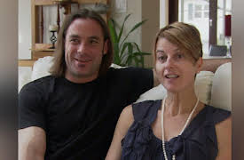 House Hunters International: Best of Africa Volume 1: Couple Braves it in Tanzania