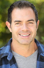 Chris Fiore som Brad