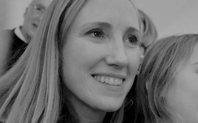 Kelly Duane de la Vega